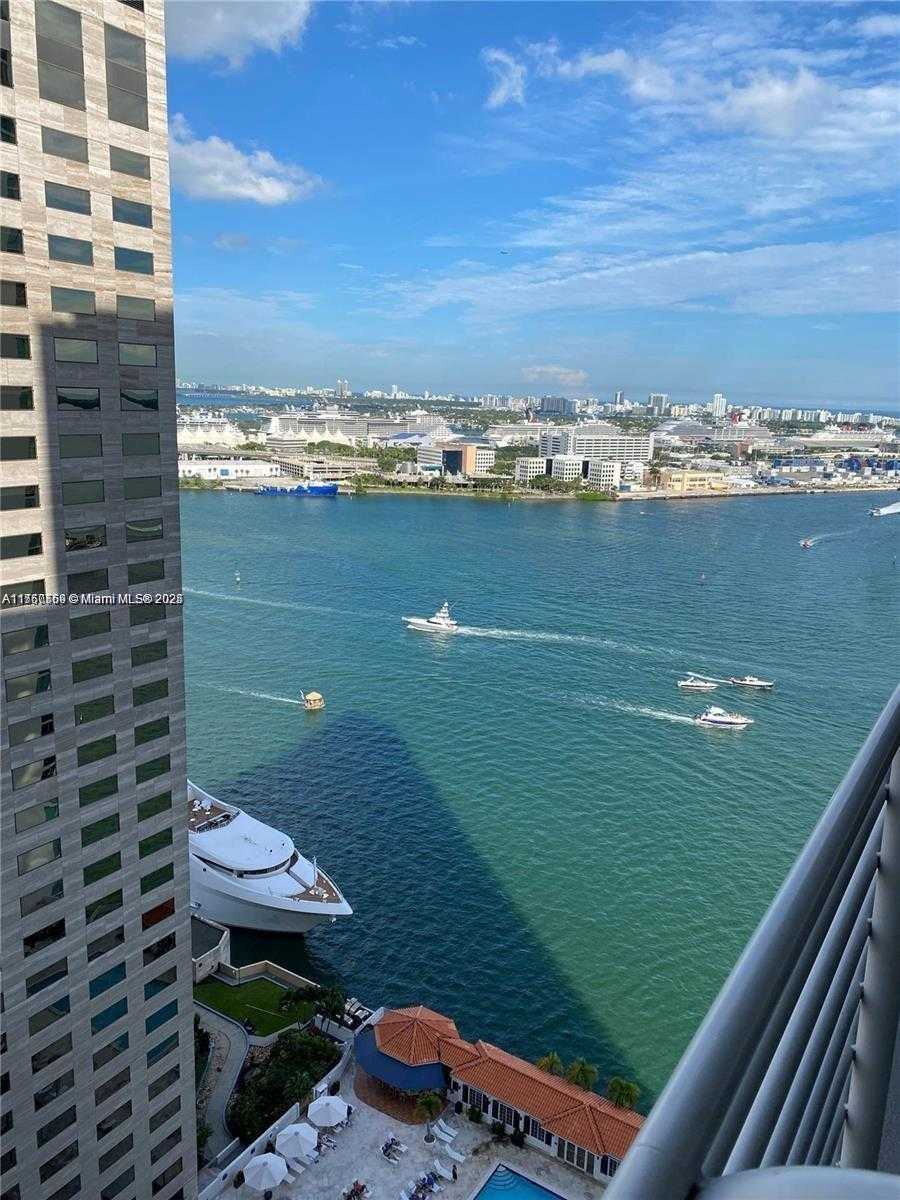 Small Image of 335 SOUTH BISCAYNE BLVD #2900, Miami Number 4