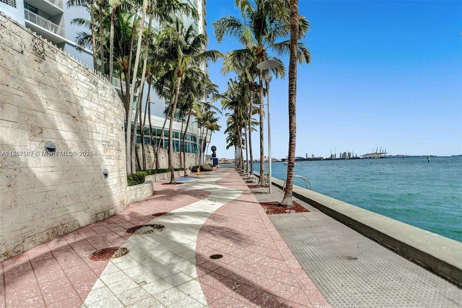 Small Image of 335 SOUTH BISCAYNE BLVD #2900, Miami Number 40