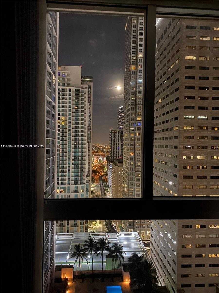 Small Image of 335 SOUTH BISCAYNE BLVD #2900, Miami Number 45