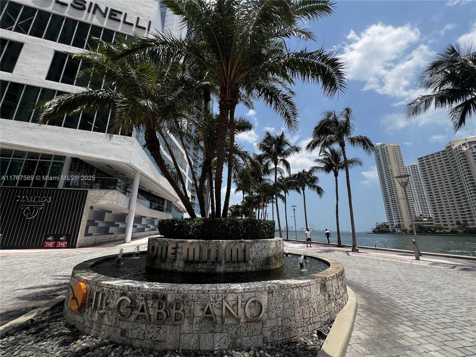 Small Image of 335 SOUTH BISCAYNE BLVD #2900, Miami Number 5