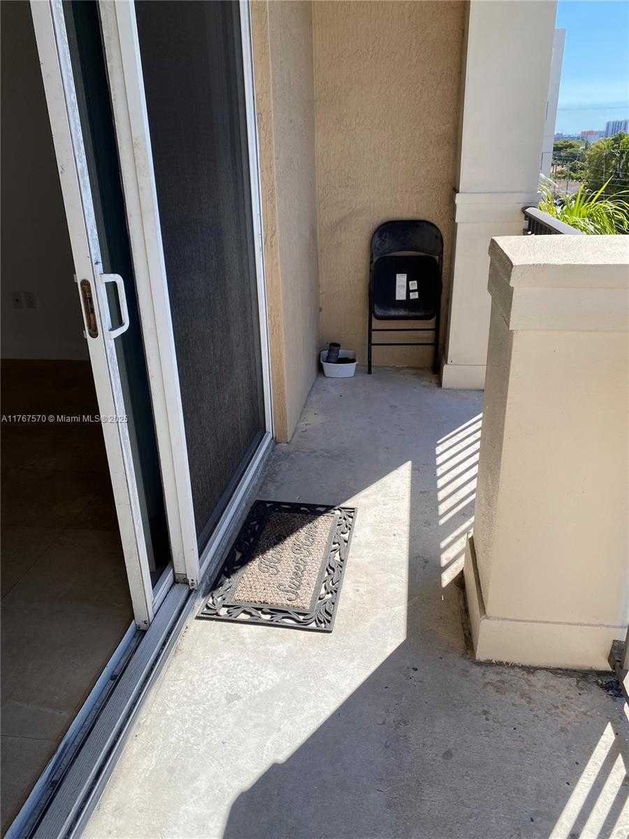 Small Image of 2650 SOUTH WEST 37TH AVE #606, Miami Number 12