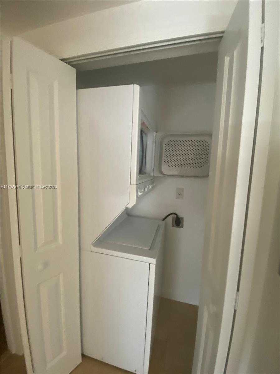 Small Image of 2650 SOUTH WEST 37TH AVE #606, Miami Number 14