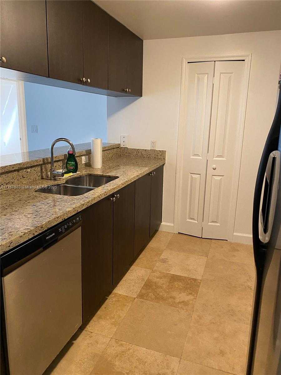Small Image of 2650 SOUTH WEST 37TH AVE #606, Miami Number 8