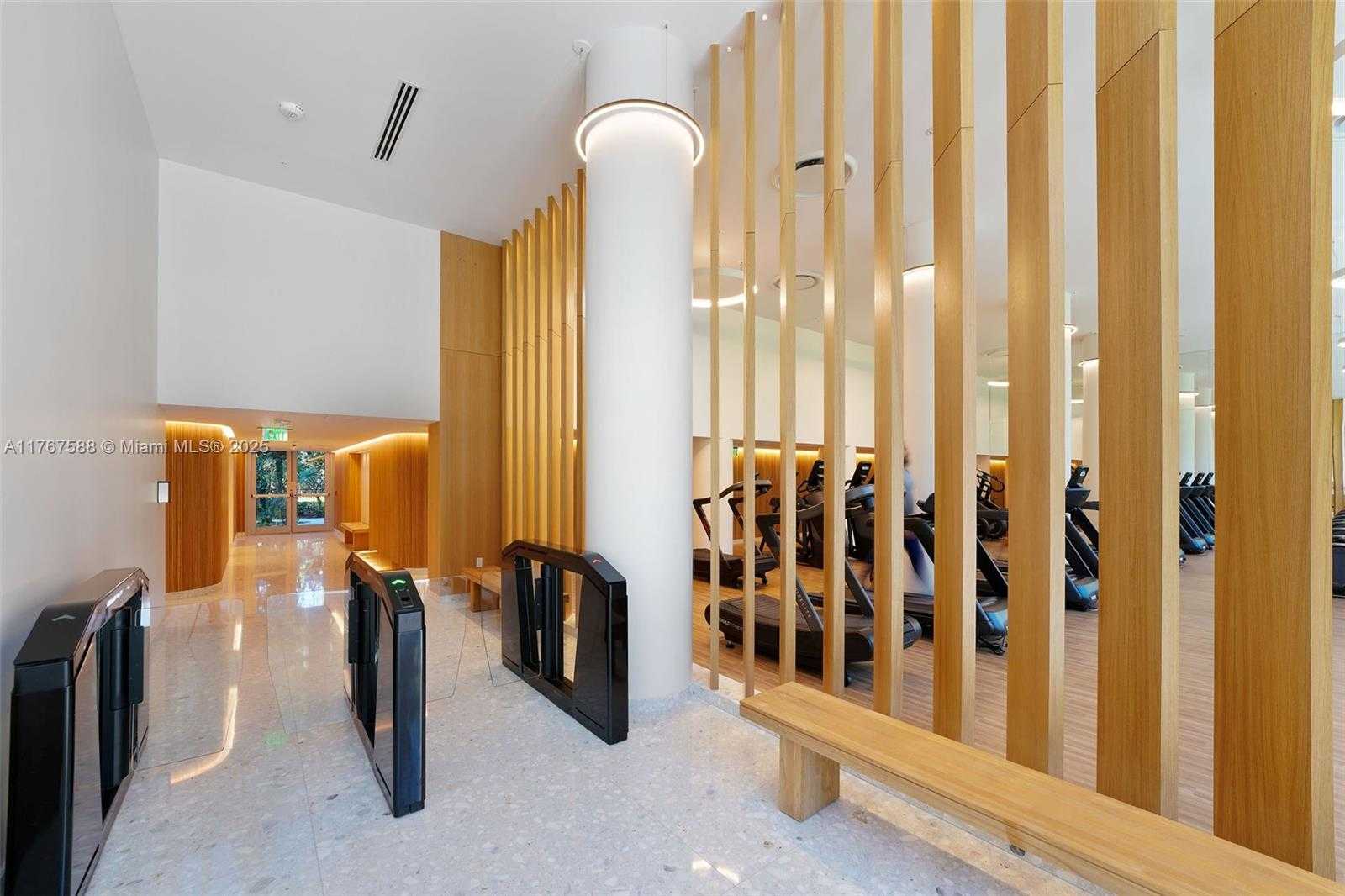 Small Image of 1500 BAY RD #N-1422, Miami Beach Number 34