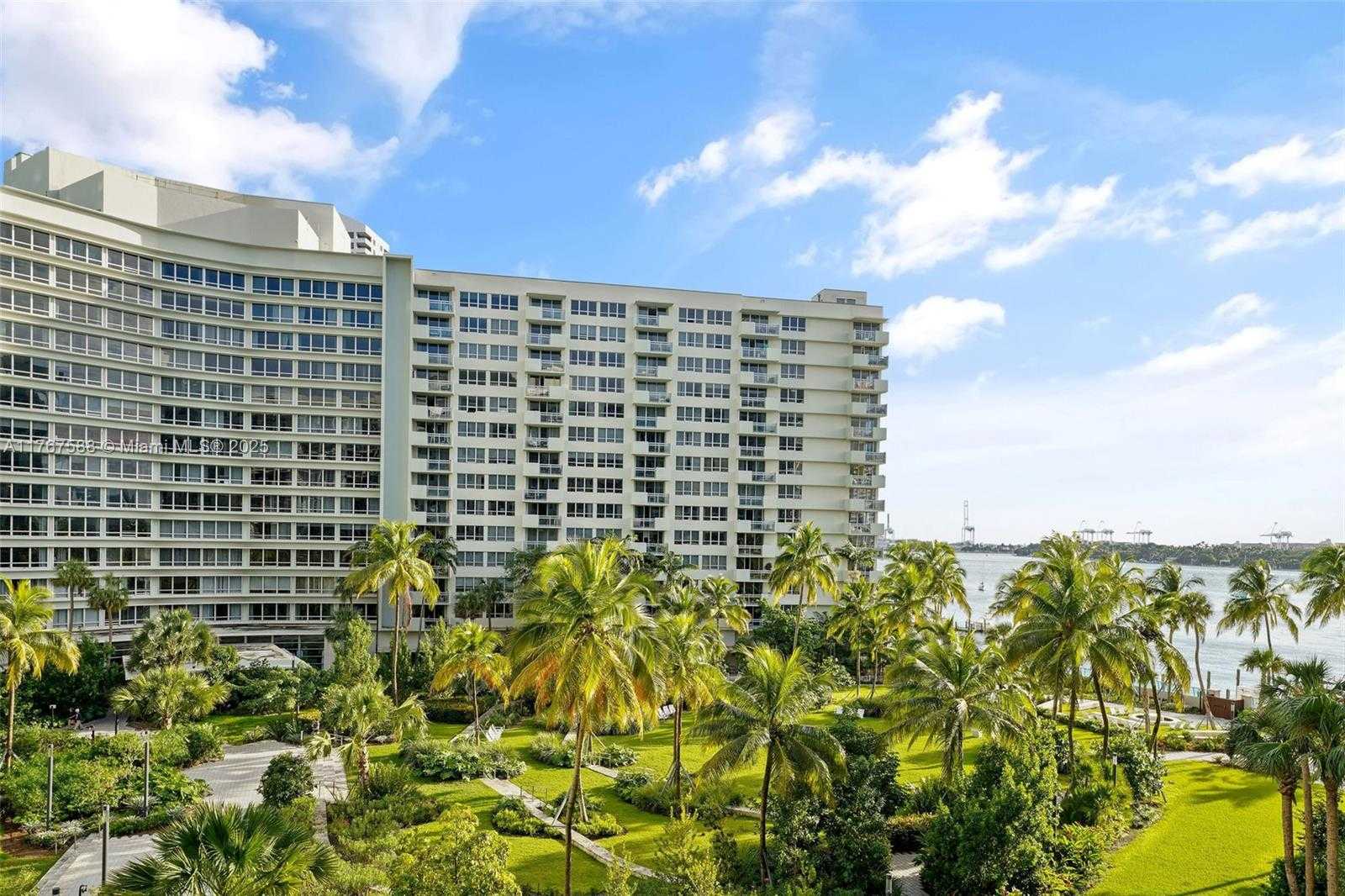 Small Image of 1500 BAY RD #N-1422, Miami Beach Number 7