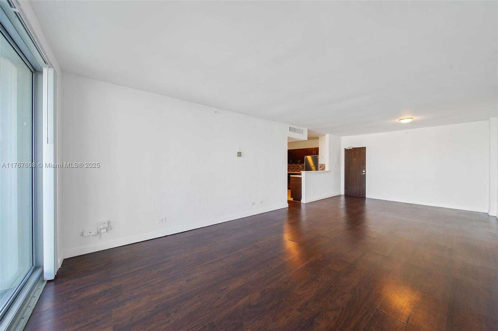 Small Image of 1500 BAY RD #S-0306, Miami Beach Number 13