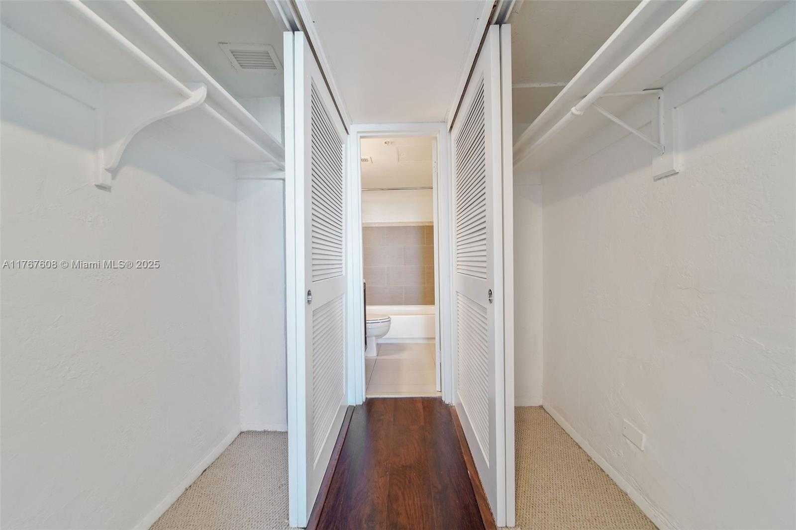 Small Image of 1500 BAY RD #S-0306, Miami Beach Number 27