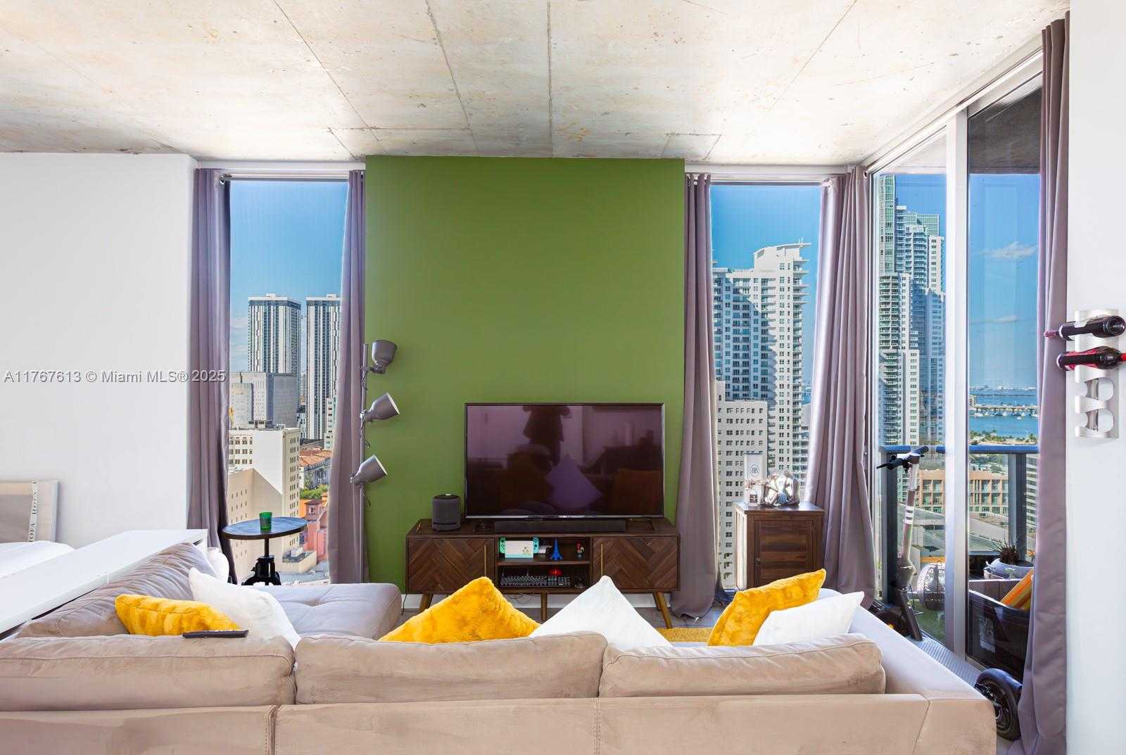 Small Image of 151 SOUTH EAST 1ST ST #2204, Miami Number 2