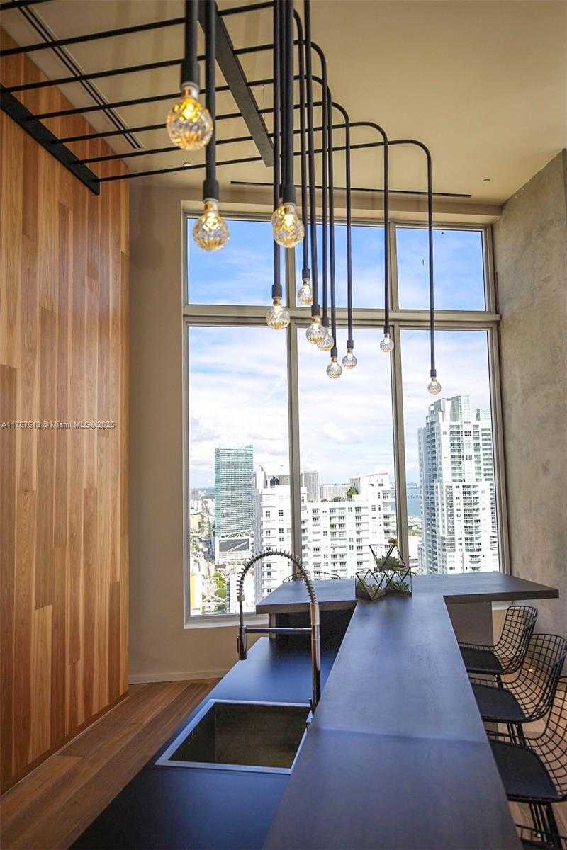Small Image of 151 SOUTH EAST 1ST ST #2204, Miami Number 33