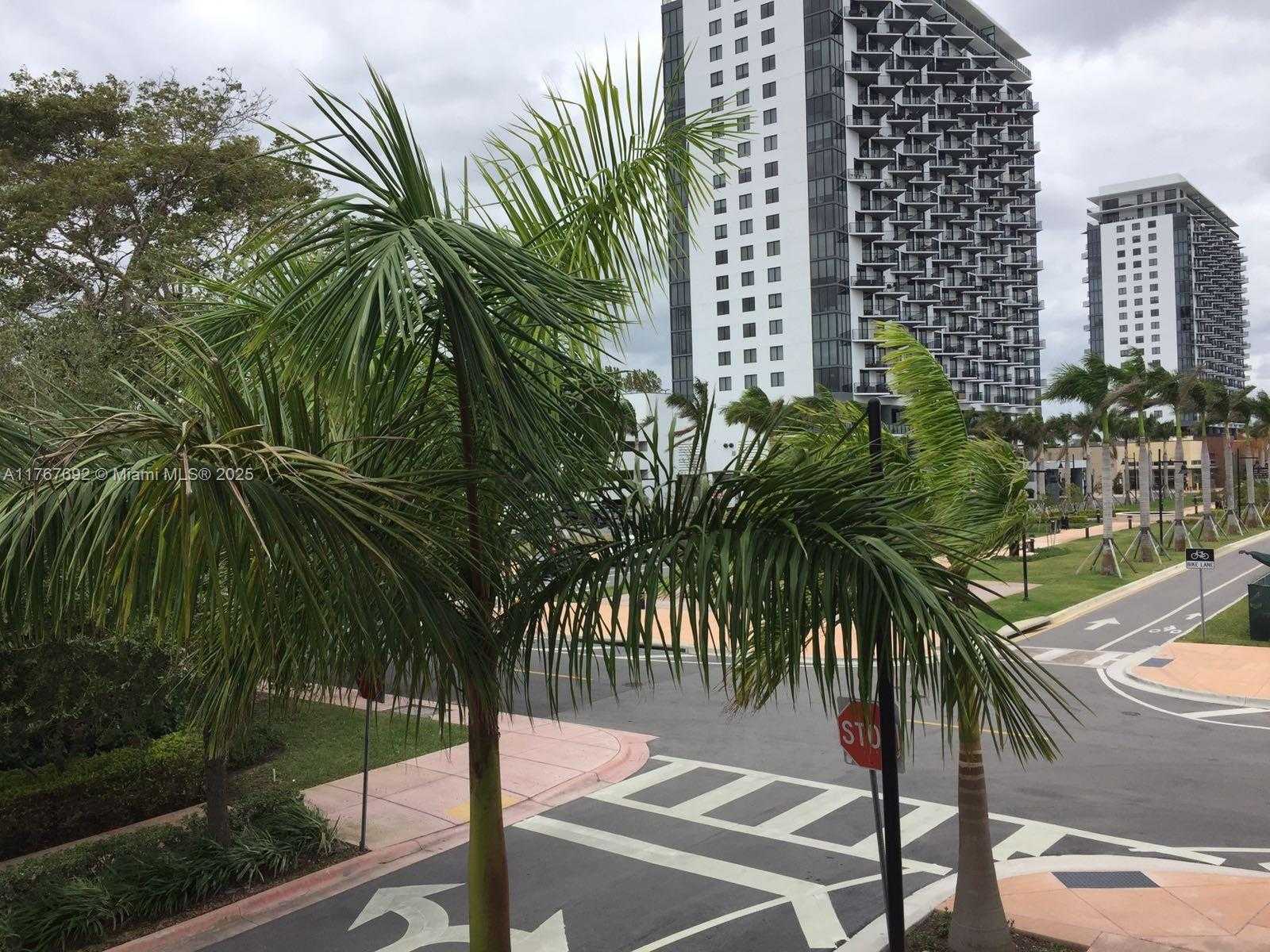 Small Image of 5189 NORTH WEST 85TH AVE #5189, Miami Number 11