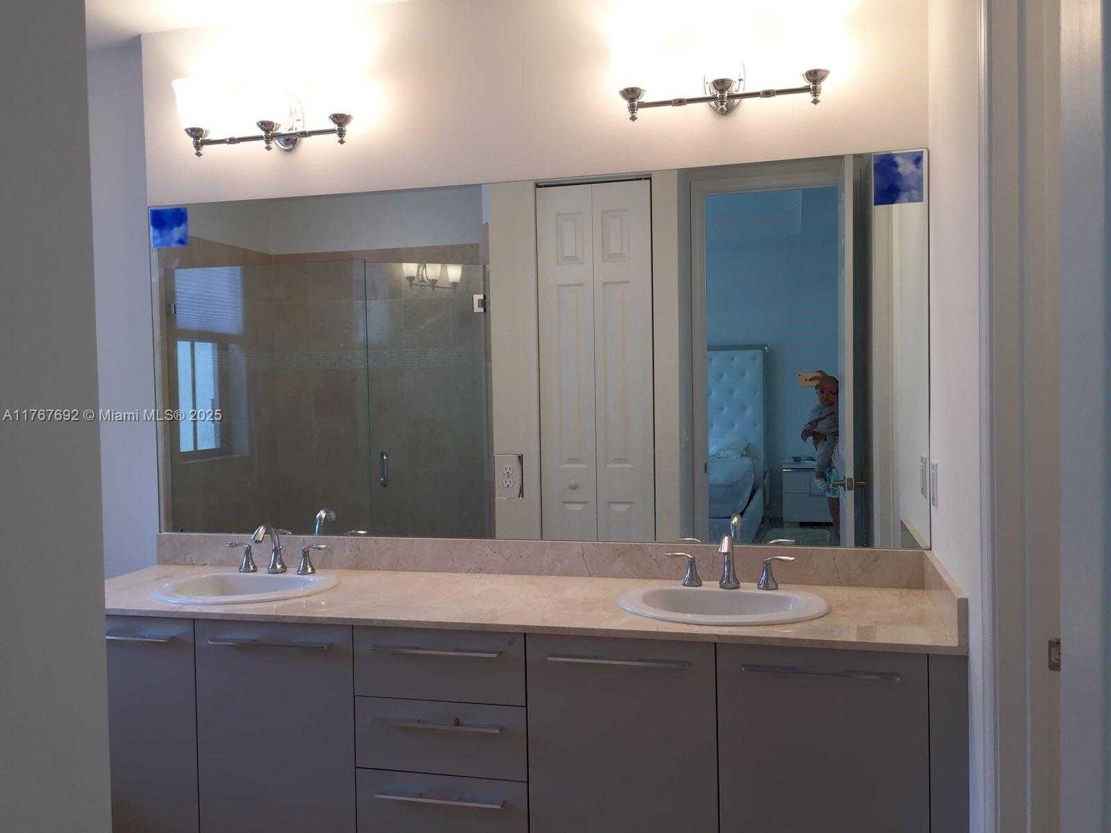 Small Image of 5189 NORTH WEST 85TH AVE #5189, Miami Number 13