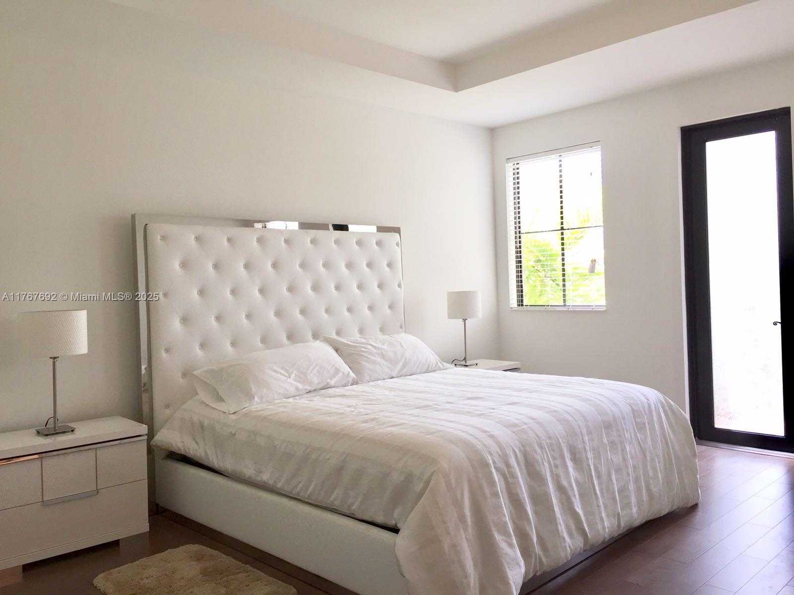 Small Image of 5189 NORTH WEST 85TH AVE #5189, Miami Number 14