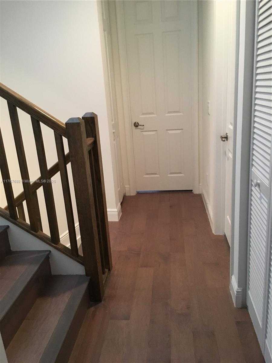 Small Image of 5189 NORTH WEST 85TH AVE #5189, Miami Number 25