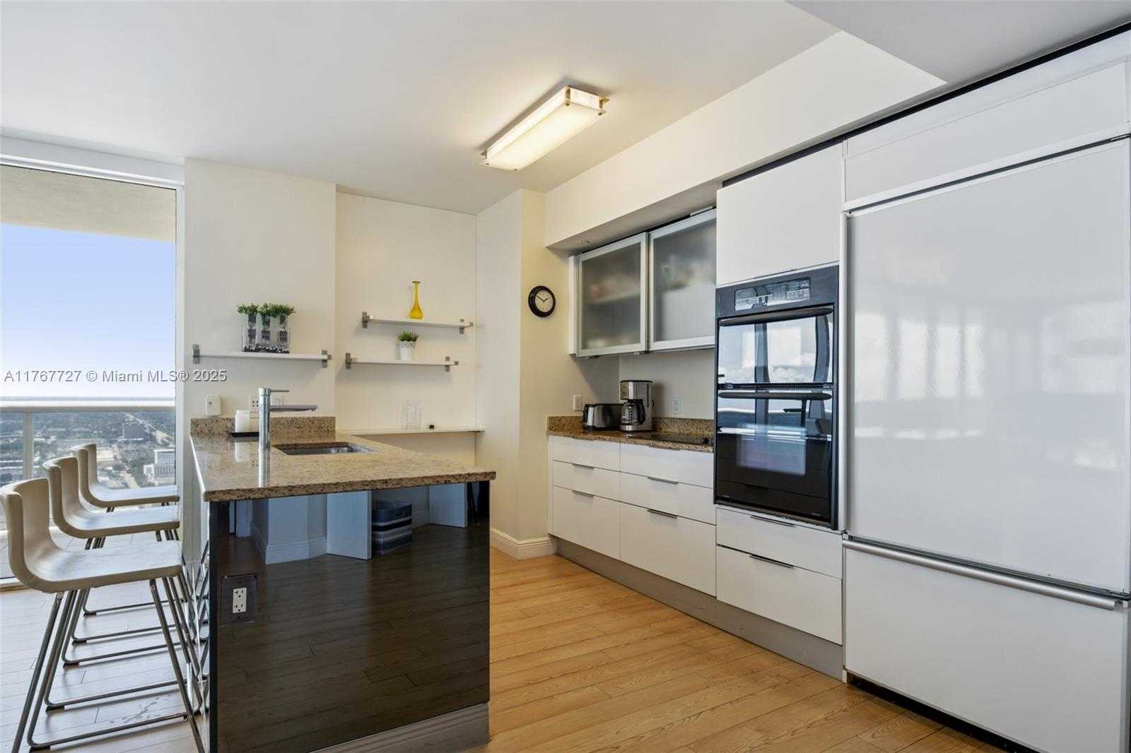 Small Image of 1830 SOUTH OCEAN DR #3906, Hallandale Beach Number 10