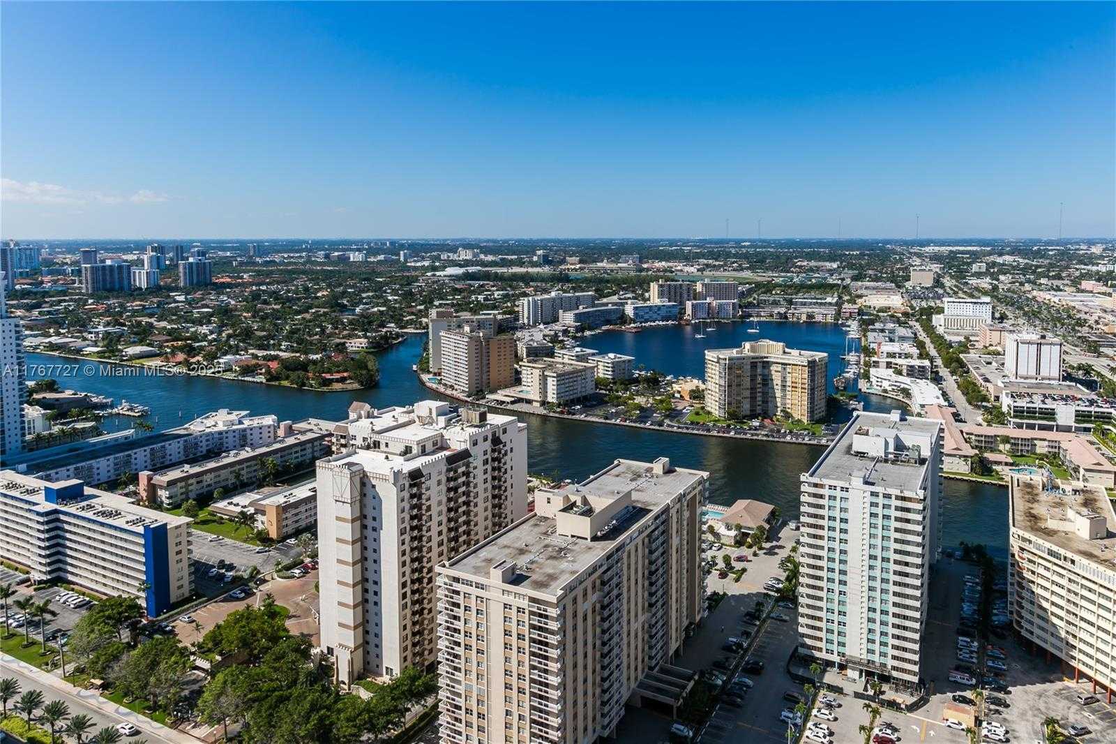 Small Image of 1830 SOUTH OCEAN DR #3906, Hallandale Beach Number 19