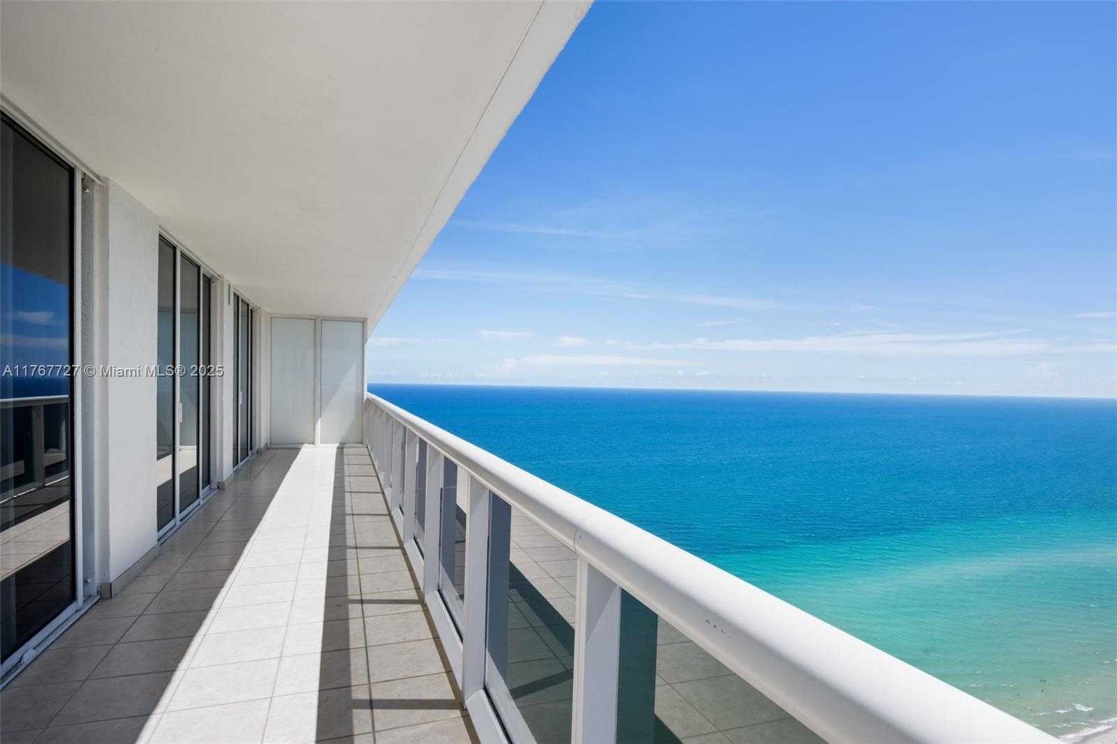 Small Image of 1830 SOUTH OCEAN DR #3906, Hallandale Beach Number 21