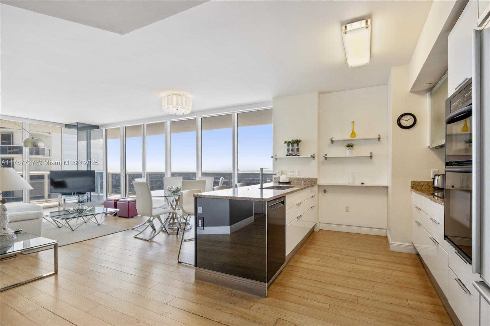 Small Image of 1830 SOUTH OCEAN DR #3906, Hallandale Beach Number 7