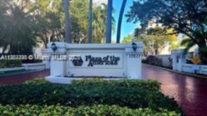 Small Image of 17021 NORTH BAY RD #418, Sunny Isles Beach Number 2