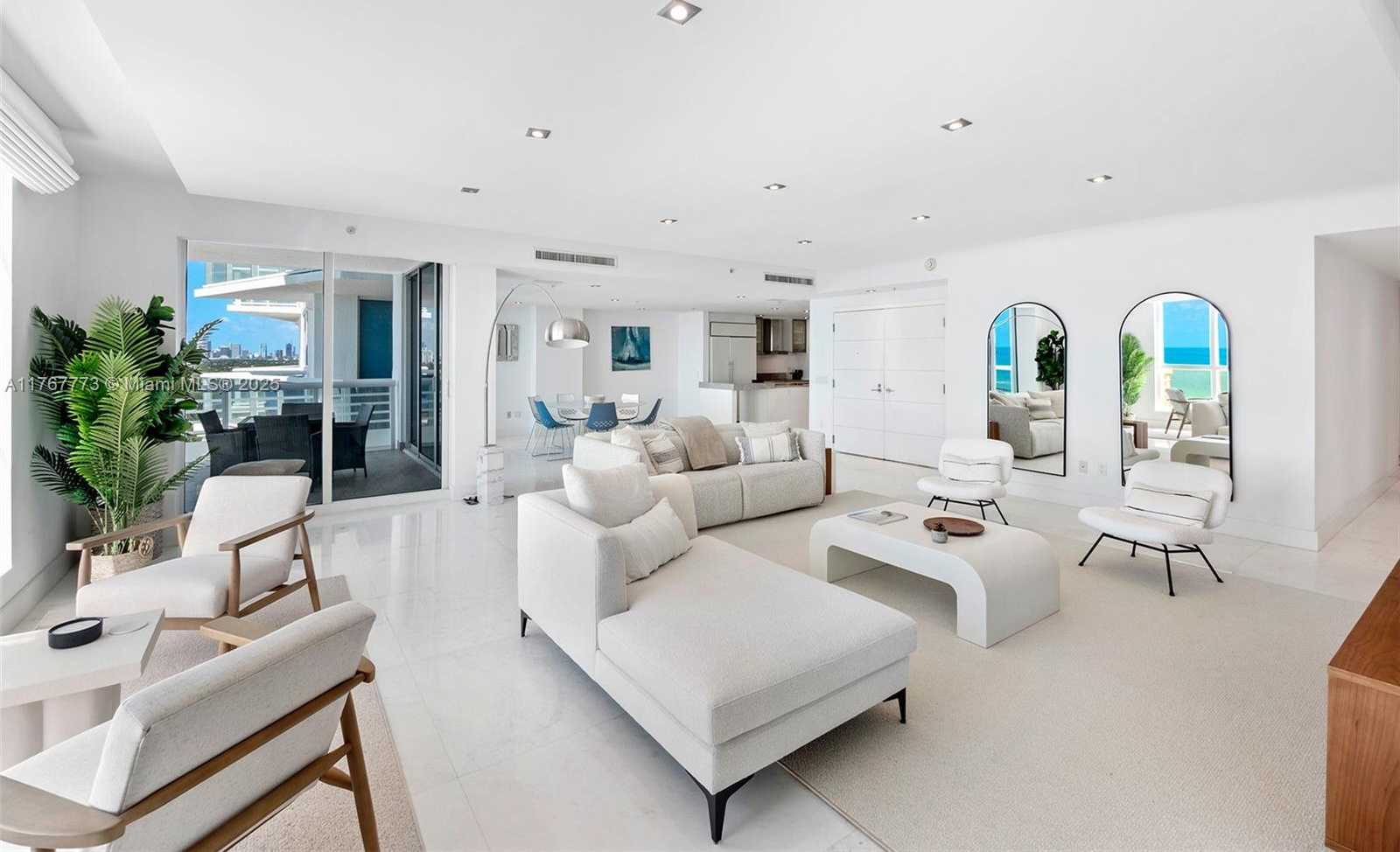 Small Image of 3801 SOUTH EAST COLLINS AVE #1703, Miami Beach Number 14