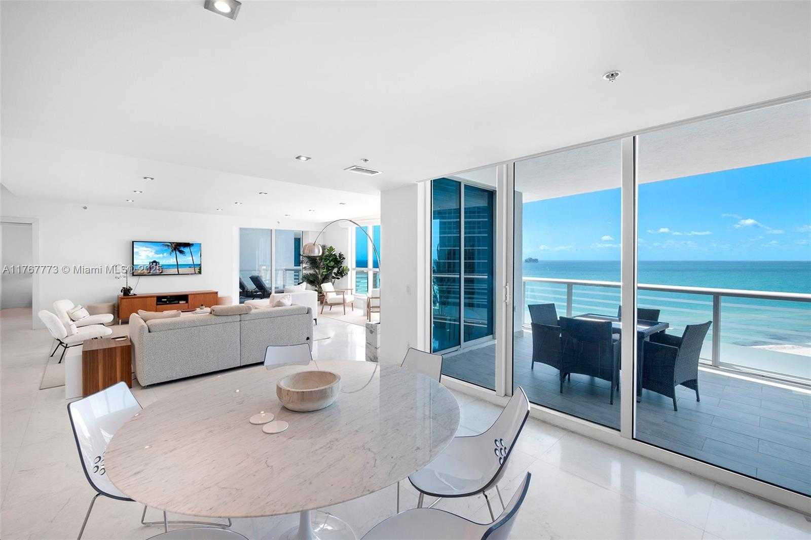 Small Image of 3801 SOUTH EAST COLLINS AVE #1703, Miami Beach Number 2
