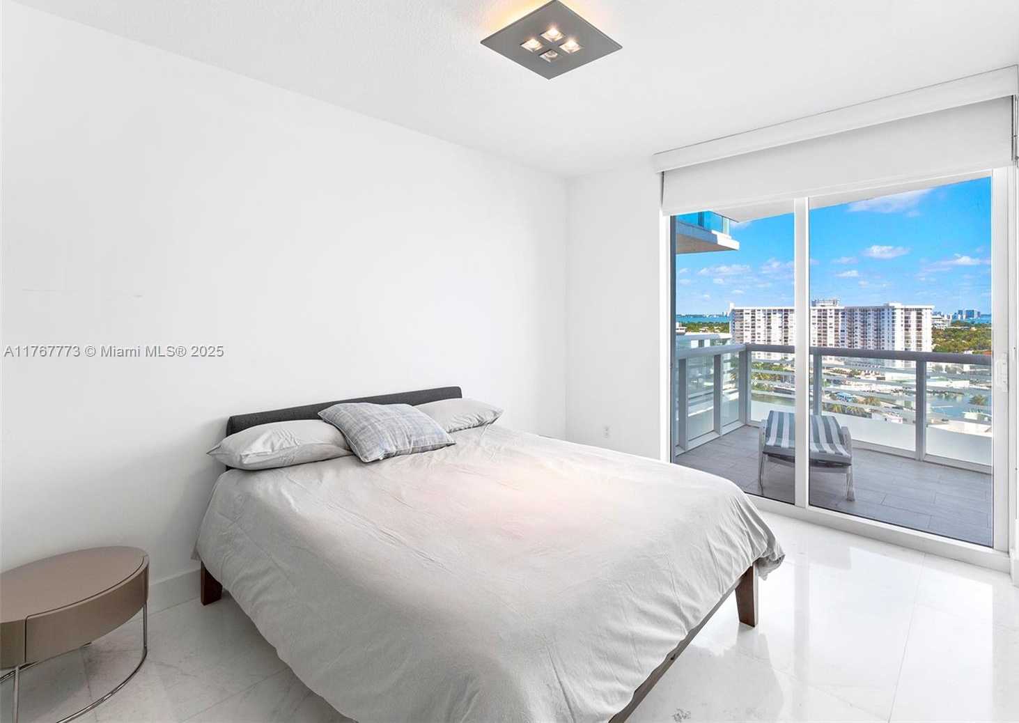 Small Image of 3801 SOUTH EAST COLLINS AVE #1703, Miami Beach Number 28
