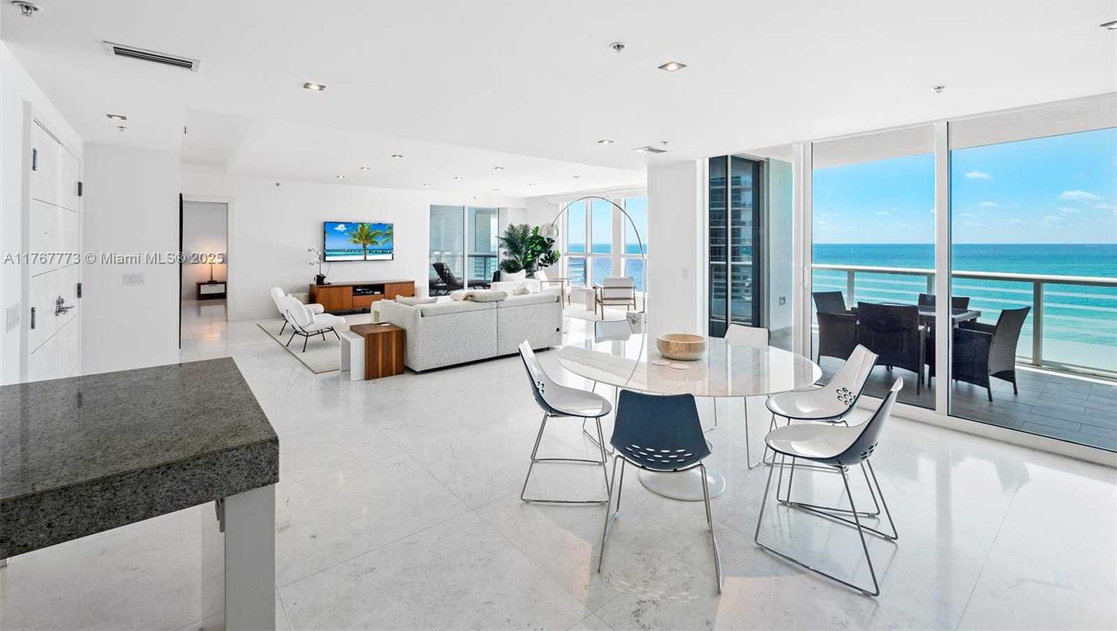 Small Image of 3801 SOUTH EAST COLLINS AVE #1703, Miami Beach Number 3