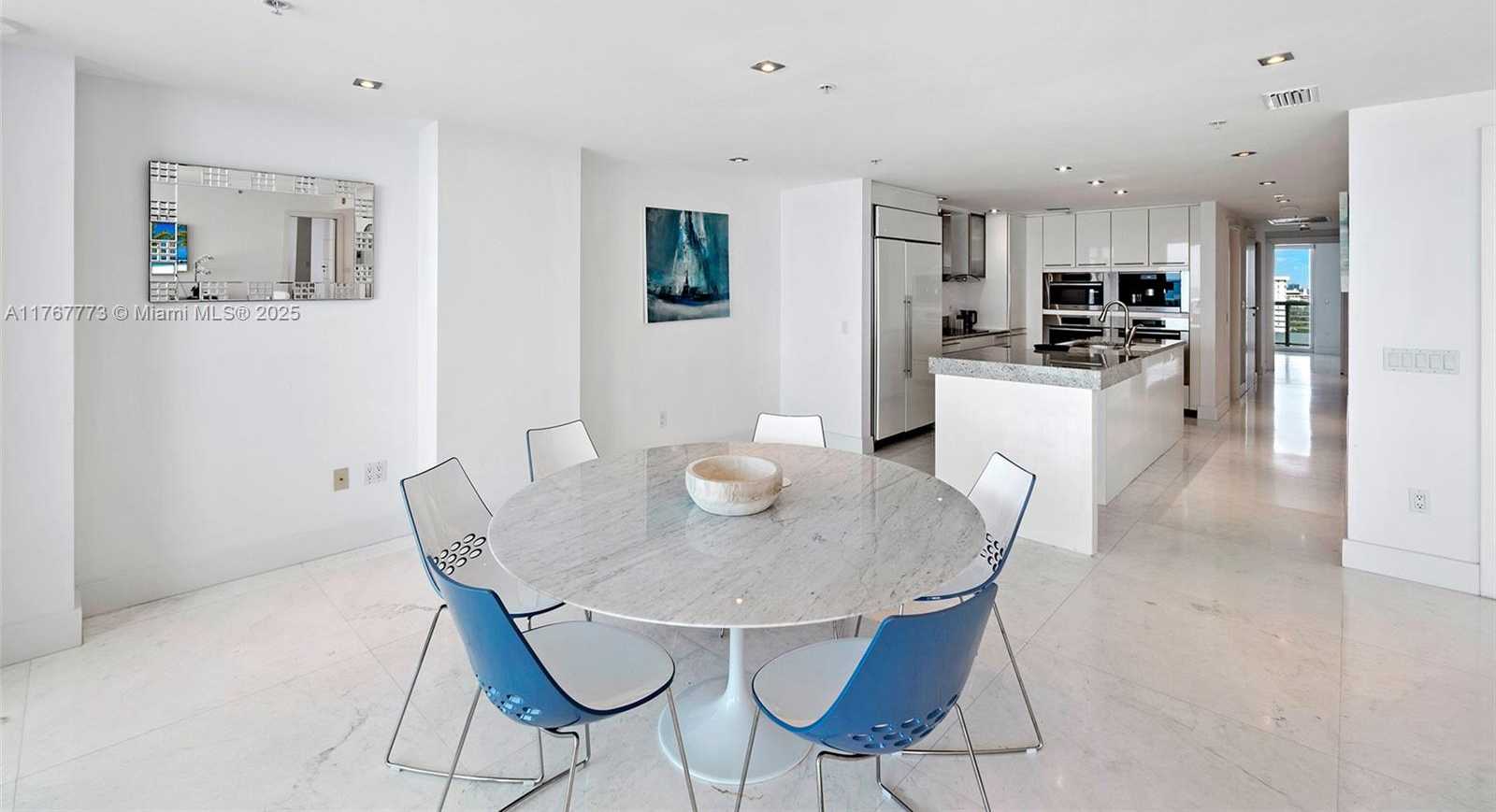 Small Image of 3801 SOUTH EAST COLLINS AVE #1703, Miami Beach Number 7
