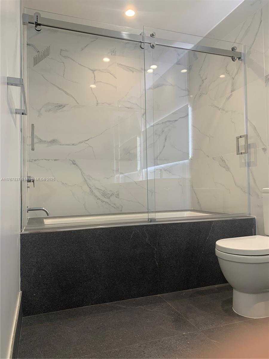 Small Image of 1100 EAST BISCAYNE BLVD #5702, Miami Number 20
