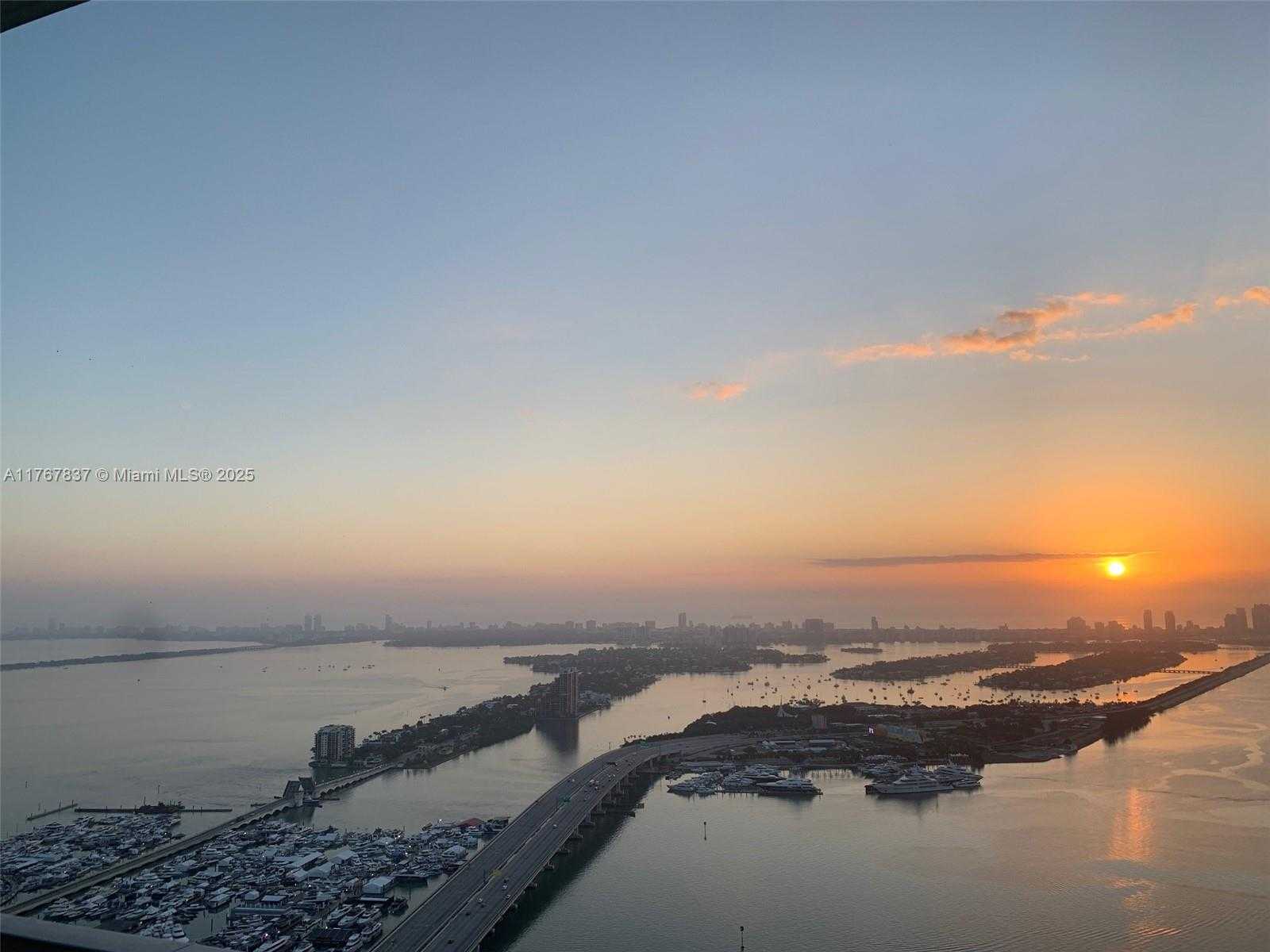 Small Image of 1100 EAST BISCAYNE BLVD #5702, Miami Number 34