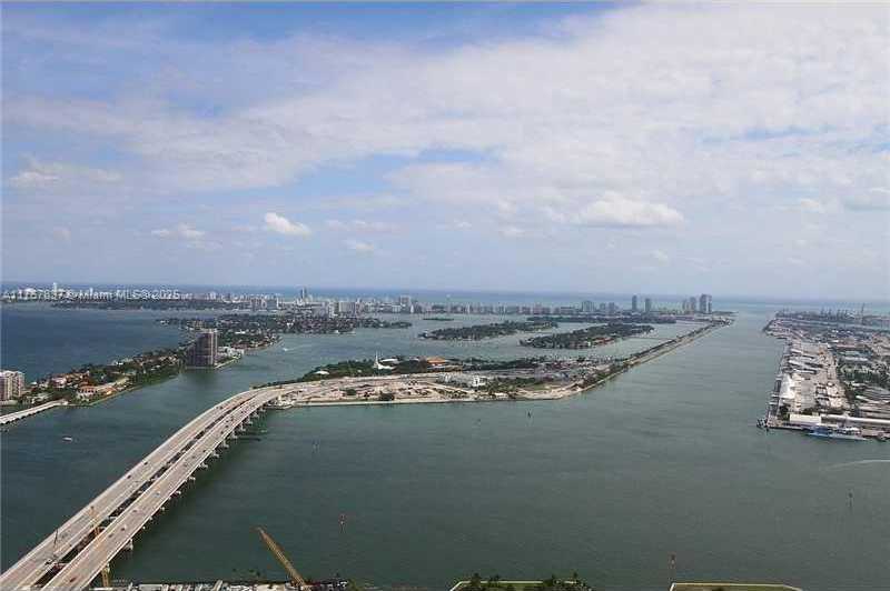 Small Image of 1100 EAST BISCAYNE BLVD #5702, Miami Number 37