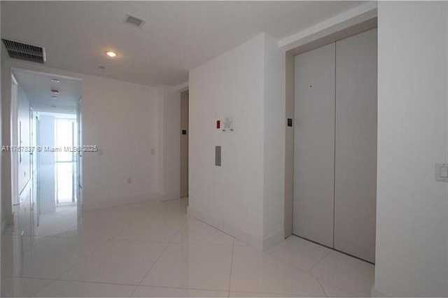 Small Image of 1100 EAST BISCAYNE BLVD #5702, Miami Number 4