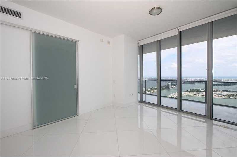 Small Image of 1100 EAST BISCAYNE BLVD #5702, Miami Number 9