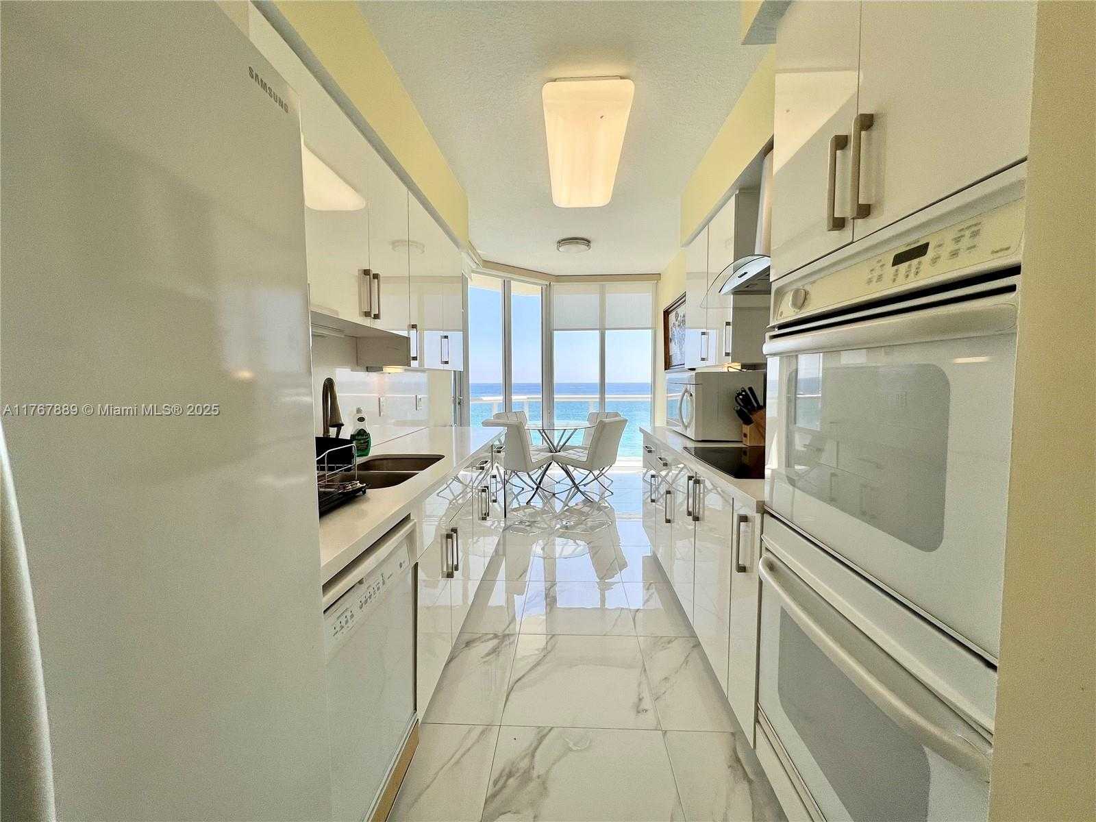Small Image of 6001 NORTH OCEAN DR #706, Hollywood Number 18