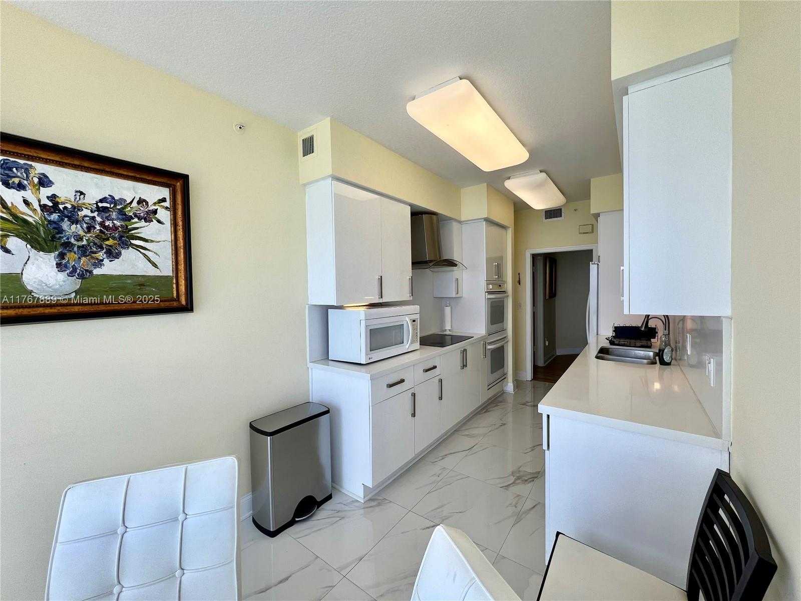 Small Image of 6001 NORTH OCEAN DR #706, Hollywood Number 19