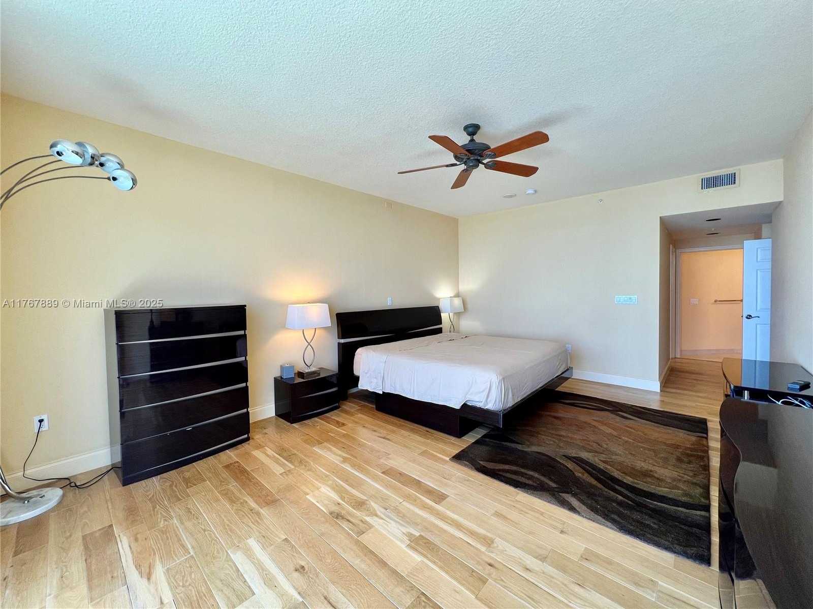 Small Image of 6001 NORTH OCEAN DR #706, Hollywood Number 22