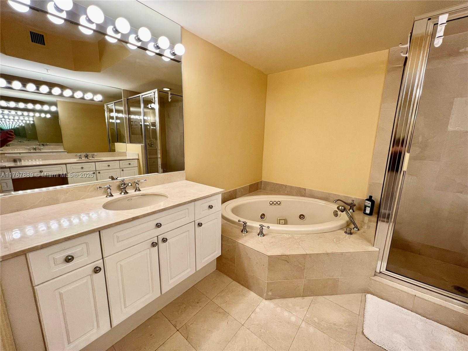 Small Image of 6001 NORTH OCEAN DR #706, Hollywood Number 25