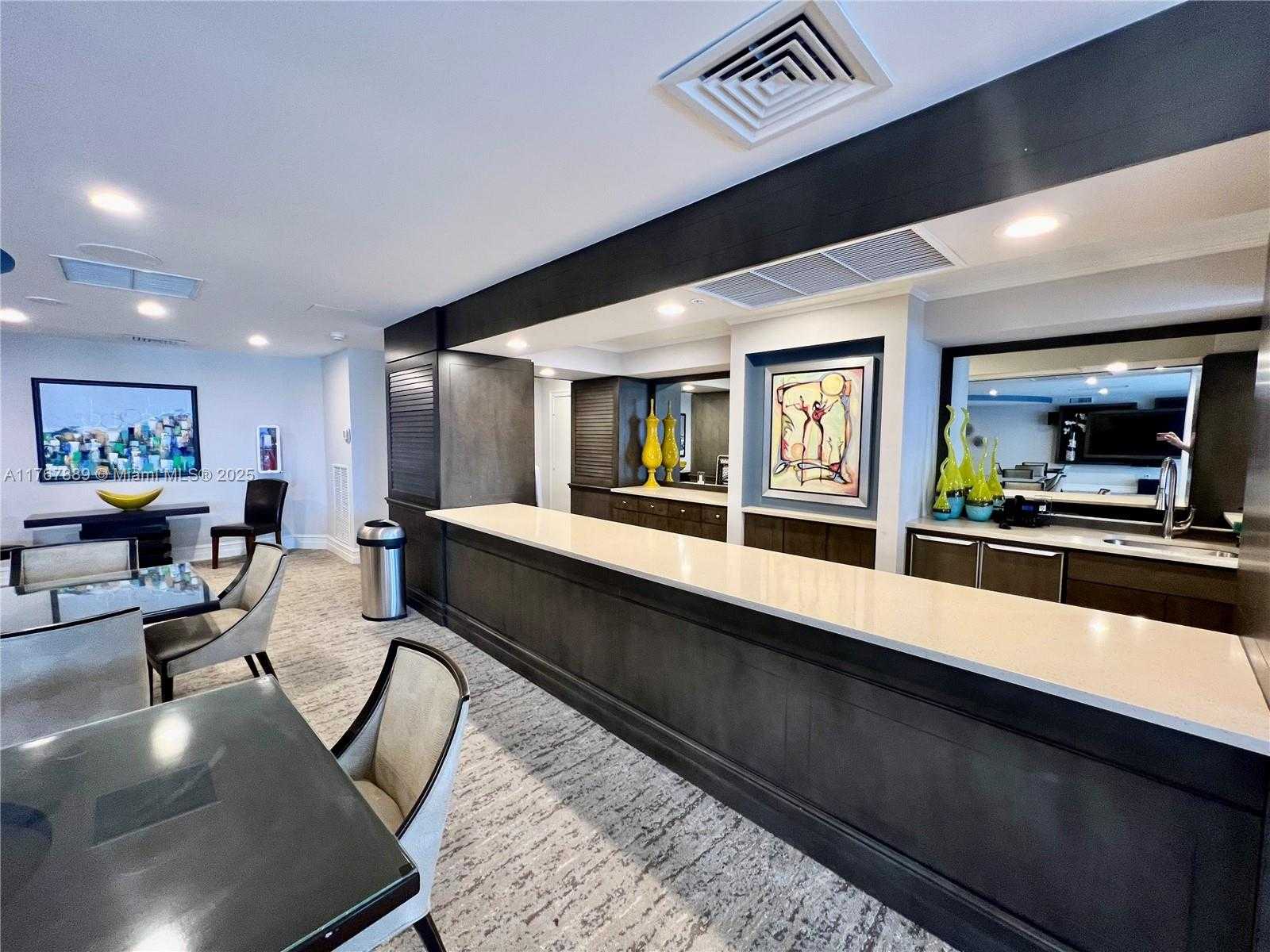 Small Image of 6001 NORTH OCEAN DR #706, Hollywood Number 43