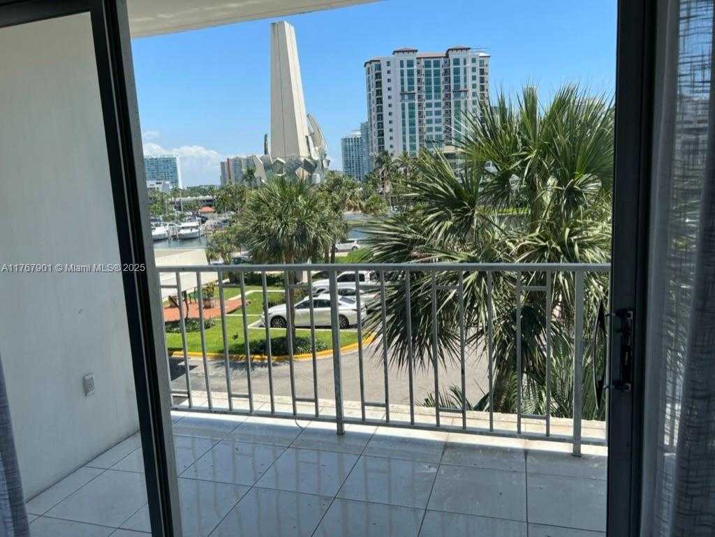Small Image of 300 BAYVIEW DR #207, Sunny Isles Beach Number 21