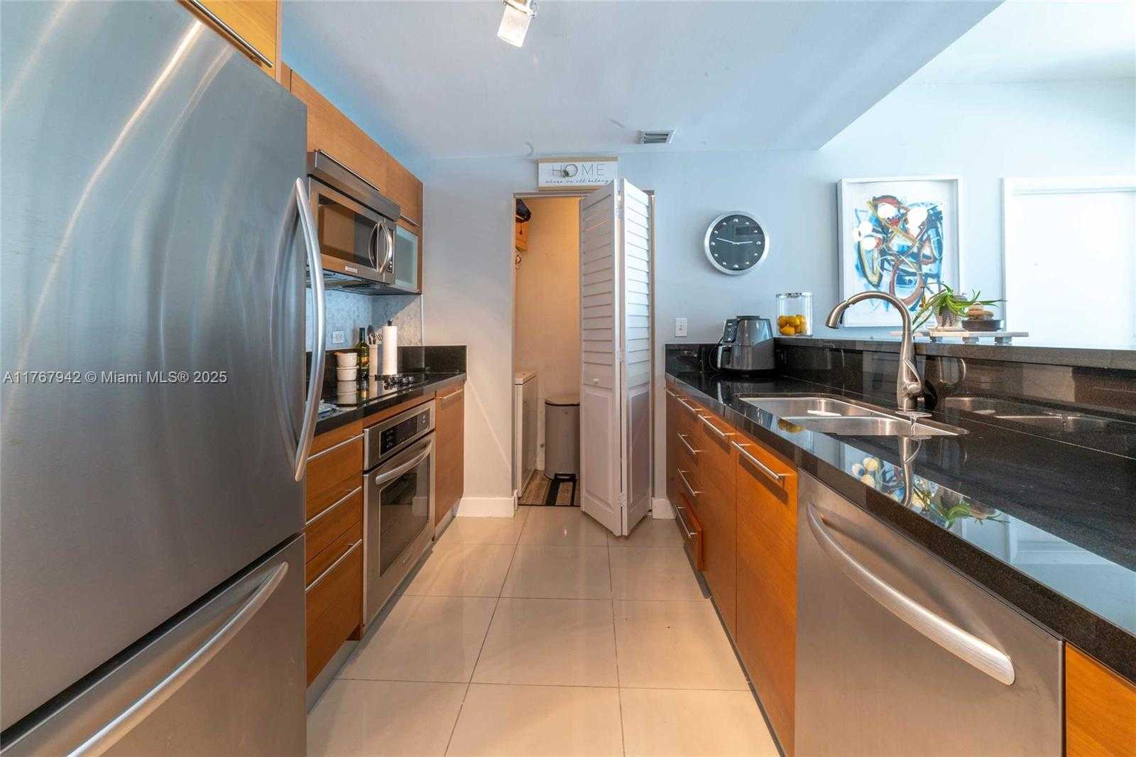Small Image of 253 NORTH EAST 2ND ST #1201, Miami Number 13