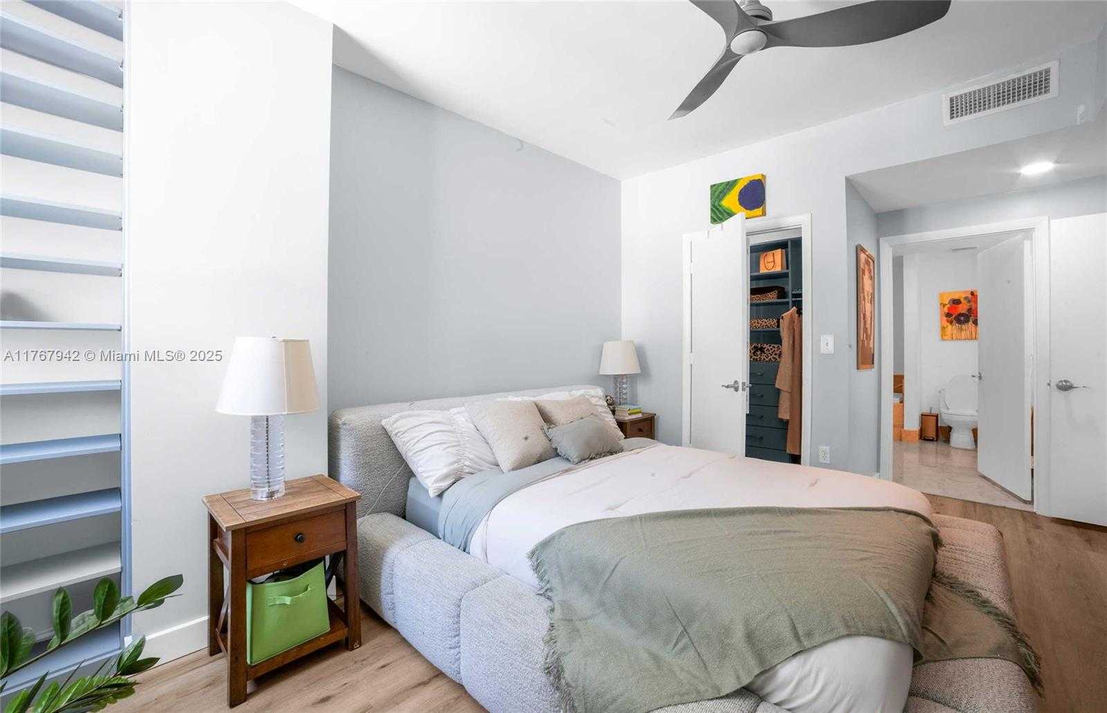 Small Image of 253 NORTH EAST 2ND ST #1201, Miami Number 26