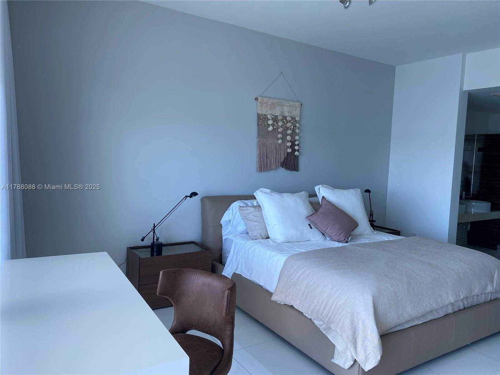 Small Image of 2020 NORTH BAYSHORE DR #1203, Miami Number 13