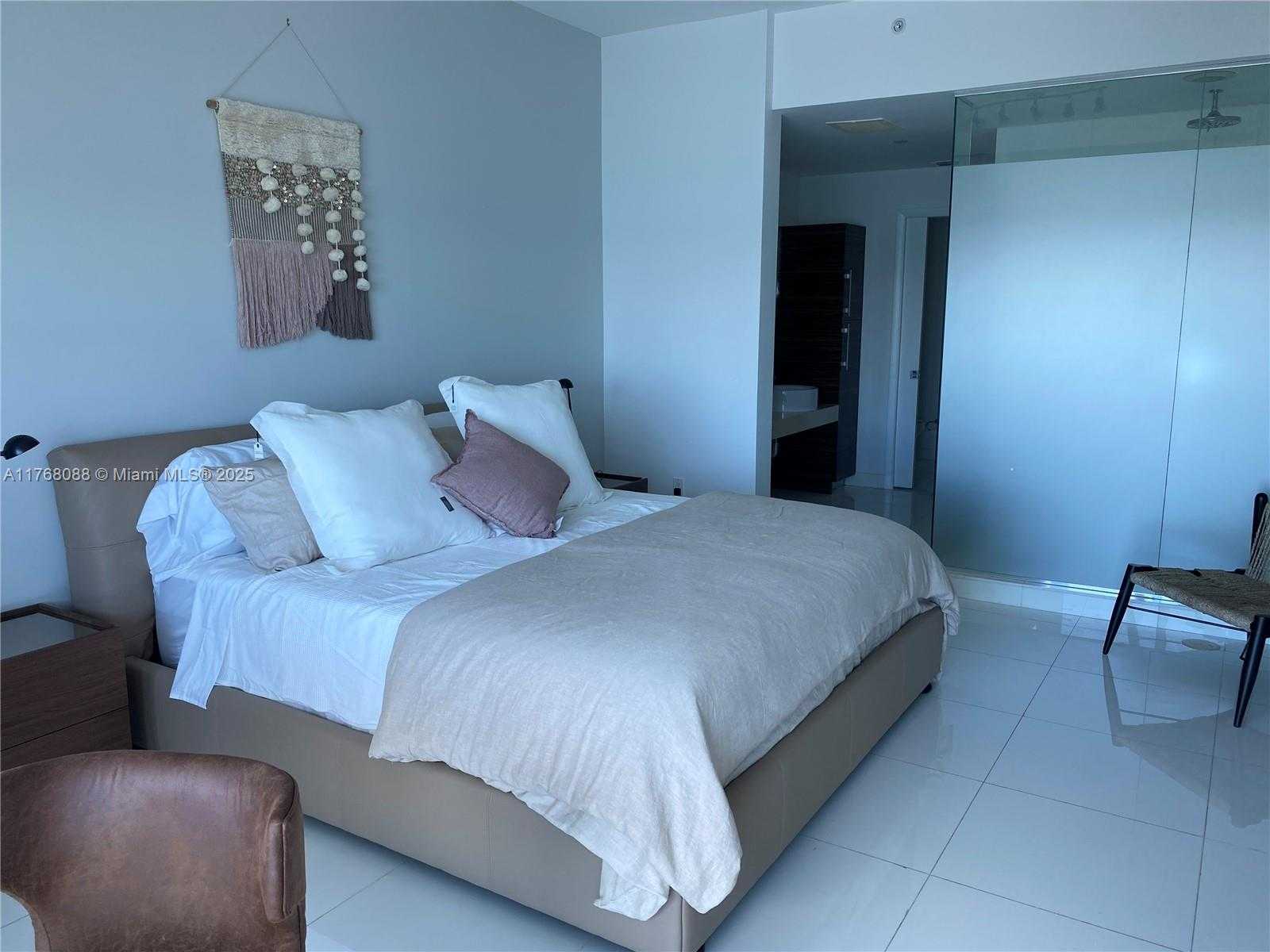 Small Image of 2020 NORTH BAYSHORE DR #1203, Miami Number 14