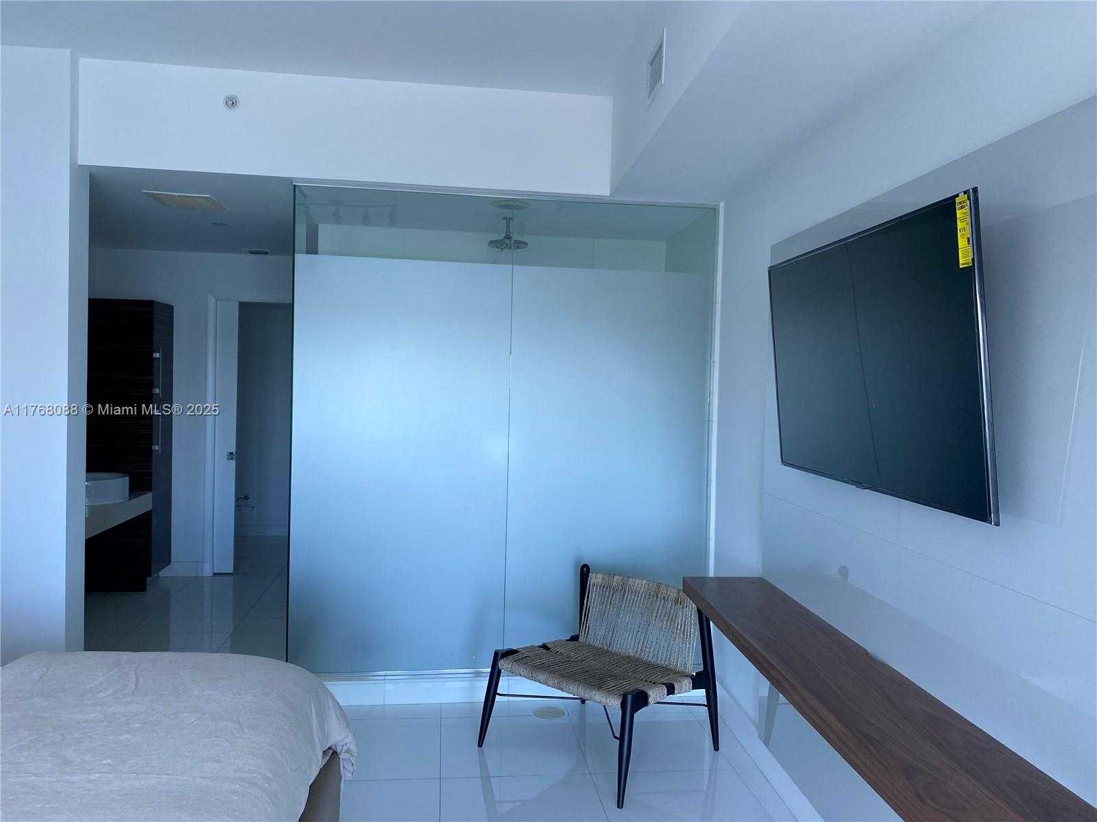 Small Image of 2020 NORTH BAYSHORE DR #1203, Miami Number 15