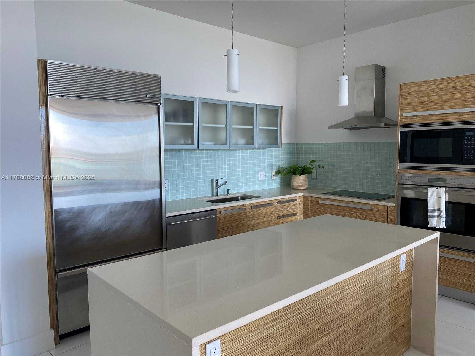 Small Image of 2020 NORTH BAYSHORE DR #1203, Miami Number 27