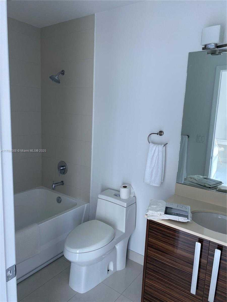 Small Image of 2020 NORTH BAYSHORE DR #1203, Miami Number 32