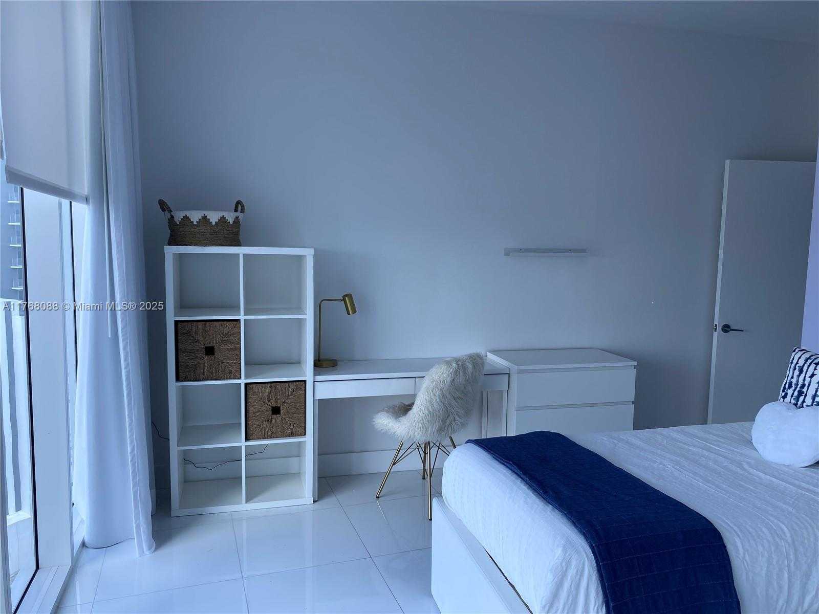 Small Image of 2020 NORTH BAYSHORE DR #1203, Miami Number 33