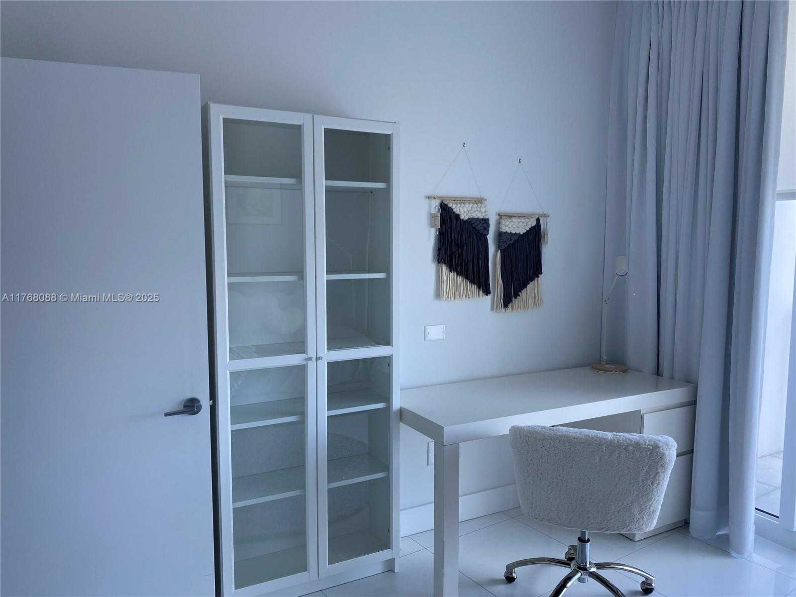 Small Image of 2020 NORTH BAYSHORE DR #1203, Miami Number 35