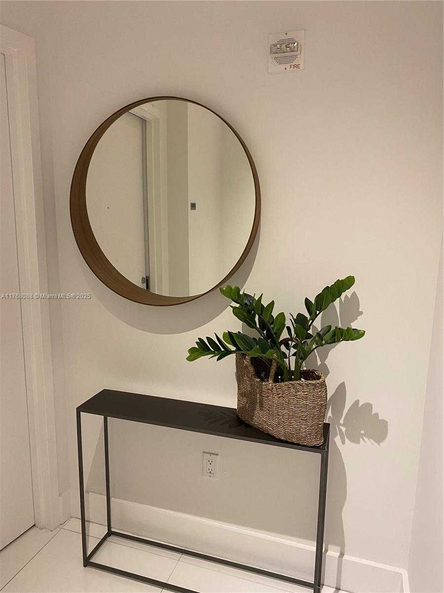 Small Image of 2020 NORTH BAYSHORE DR #1203, Miami Number 39