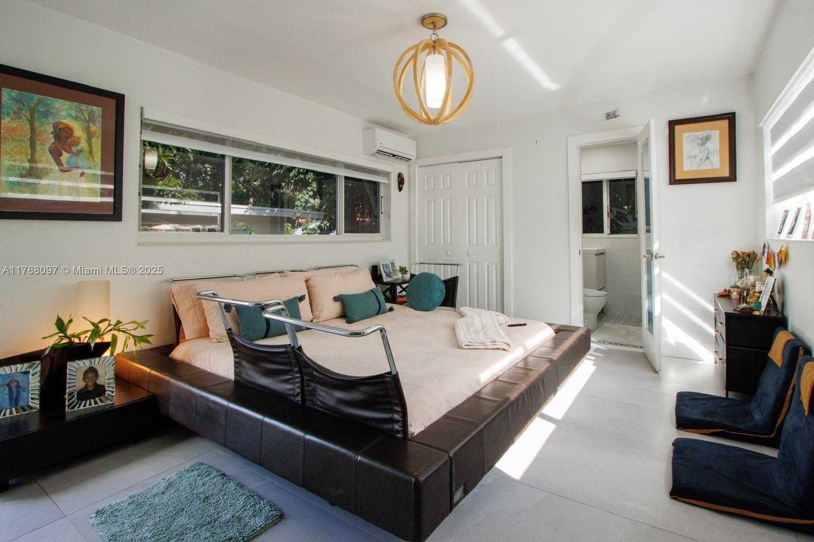 Small Image of 213 NORTH EAST 43RD ST, Miami Number 17
