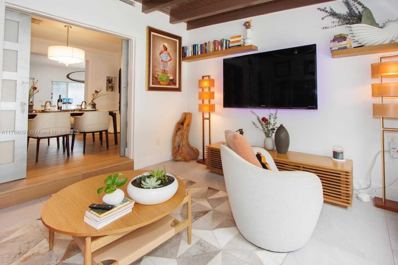 Small Image of 213 NORTH EAST 43RD ST, Miami Number 88